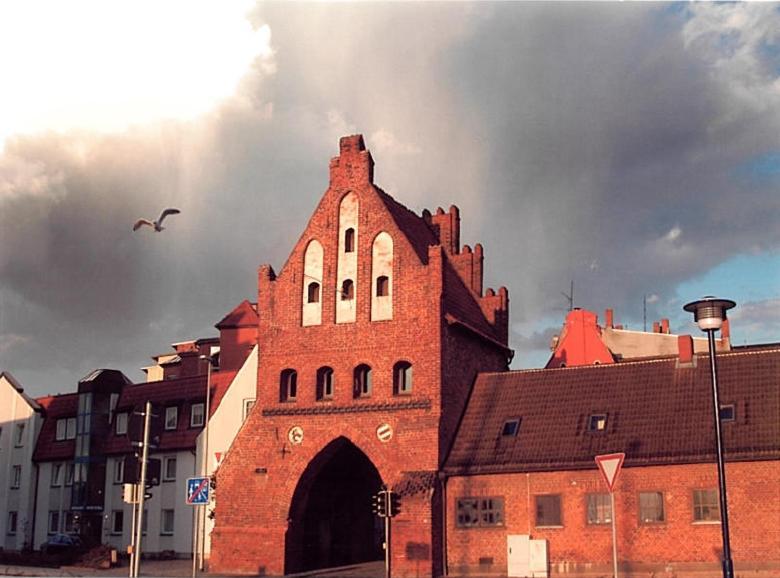 Ferienwohnungen Buetow Wismar Exterior foto